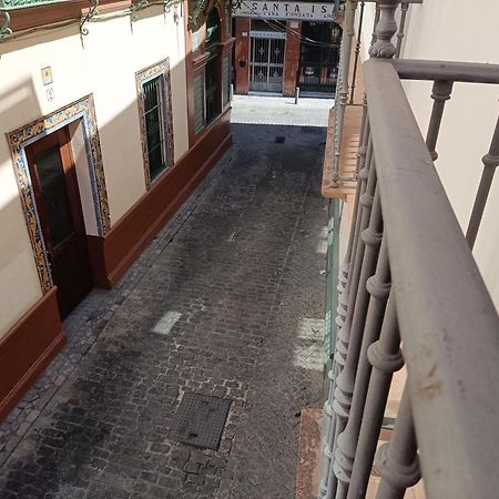 Apartamentos Luxury Puente de Triana Sevilha Exterior foto