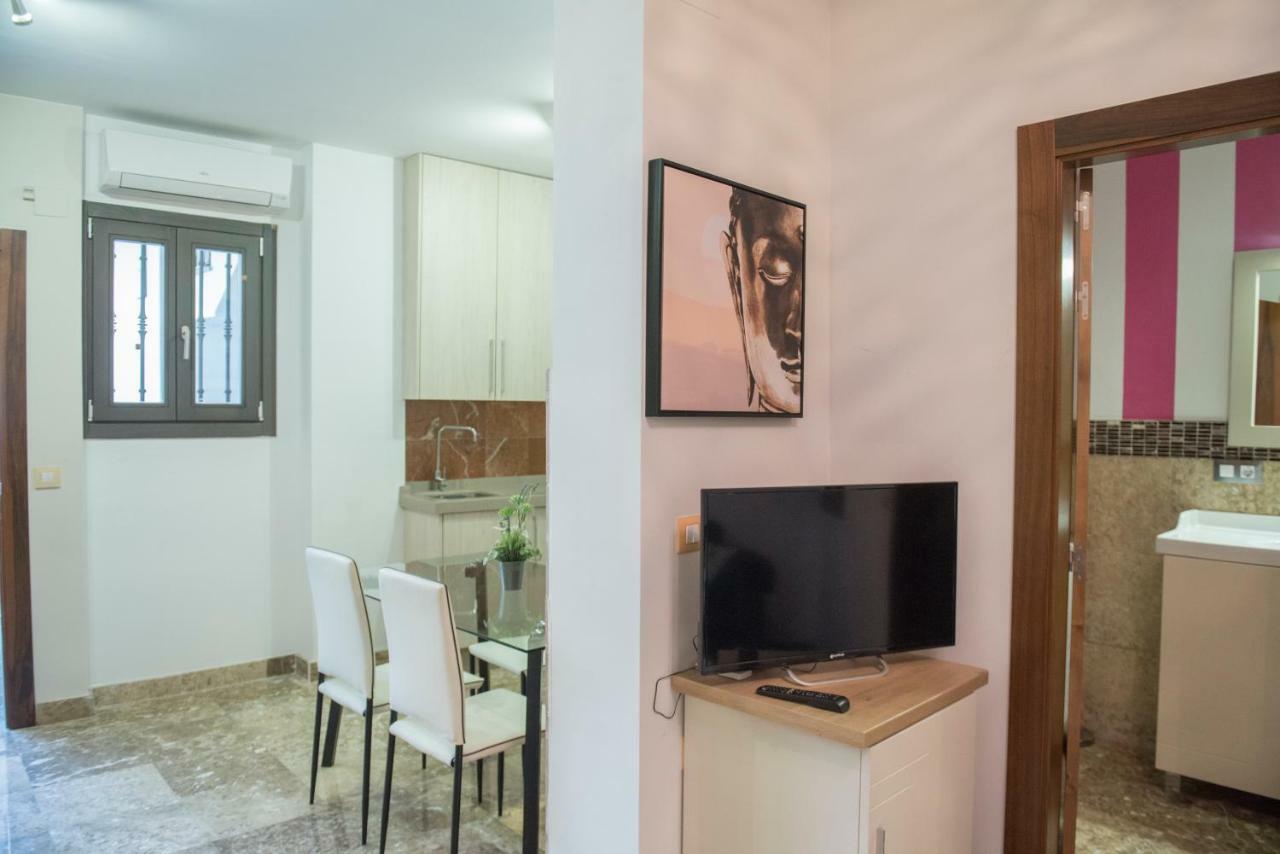 Apartamentos Luxury Puente de Triana Sevilha Exterior foto